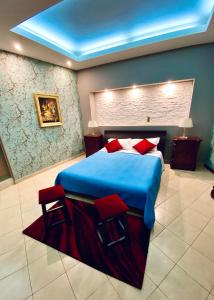 Bianca di Navarra House