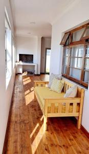 Diaz 48 Central Beachfront Bliss