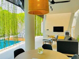 The Blue Sea Wyndham PQ 2 BR