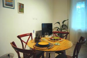 Alloggio Appio Claudio con Corte Esclusiva I Metro A