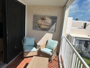 Beachfront oasis heated pool & stunning views #11