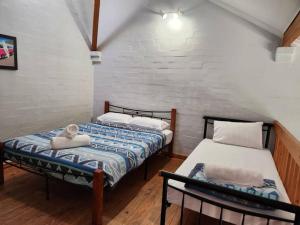 Loft Villa Pool Spa & Beach Sleeps Six!