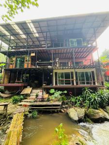 กฤษณาธาราโฮมสเตย์ ป่าเหมี้ยง Kritsanathara Homestay