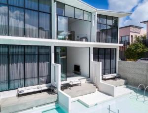 Beach Walk Condo 3br in Replay