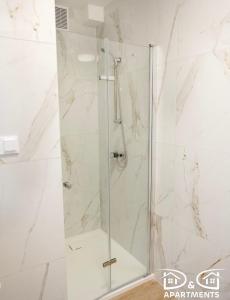 Pine Tree House 9 D&D Apartments