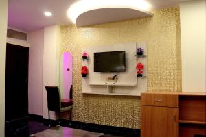 Golden View Hotel