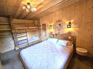 Chalets Chalet ''la cabane o Pierres'' 12 pers spa et sauna : photos des chambres