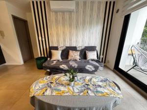 Apto Familiar Lujoso Comodo en Zona empresarial