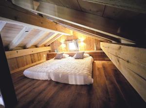 Chalets Chalet ''la cabane o Pierres'' 12 pers spa et sauna : photos des chambres