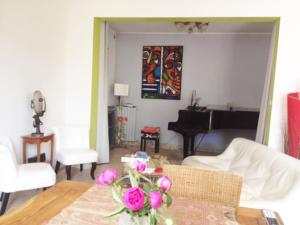 Maisons de vacances Belle maison 4 chambres, jardin, garage, 3km Paris, proche transports : photos des chambres