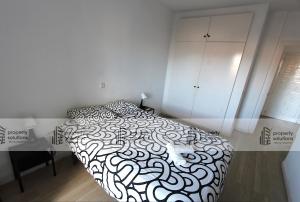 BENALBEACH 207- Primera Linea de Playa - Piscina Abierta Todo el Año