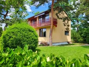 Fenyves Villa - بالاتوناكاراتيا