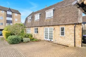 Lambert Cottage - In the Heart of Stamford - Tallington