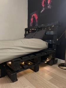 Pallet bed with lights small studio