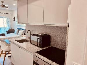 Lagos Marina view apt on main avenue near beaches