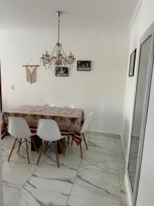 Apto a UMA QUADRA da PRAIA Ubatuba - Praia Grande