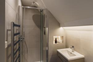 Shepherds Rock and Gilpin Rooms