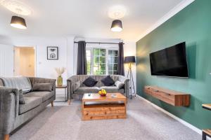 Stylish & Convenient 3 Bedroom House - Perfect for Contractors and Leisure Guests - Sleeps up to 5