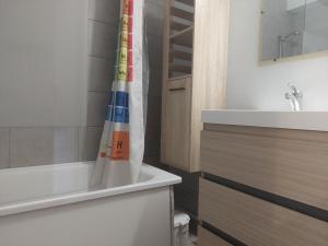 Studio agréable 4 pers, centre station, balcon sud - FR-1-346-465