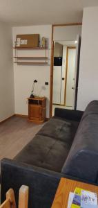 T2 Plagne Villages skis au pied 32m2 très bien équipé