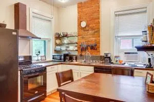 Louisville Vacation Rental 2 Mi to Churchill Downs - St. Dennis