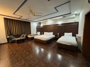 Casa Blanca Guesthouse Islamabad - Giddar Kotha