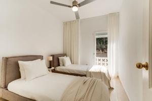 Estepona Golf Apt - Los Pintores - Pool & Terrace