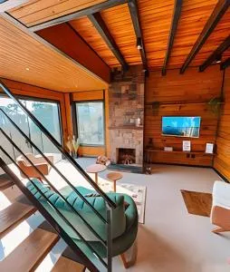 Chalé com Hidromassagem e Vista Para as Montanhas - Águas Brancas