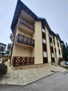 Svilar Apartmani Lux