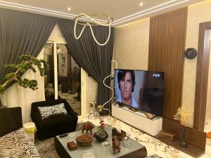 Luxury furnished apartment for daily rent