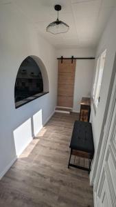 Maisons de vacances #Maison chaleureuse sur les hauteurs d-Aubiac# : photos des chambres
