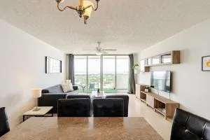 Pavilion -Amazing bay sunset-Miami Beach - North Bimini