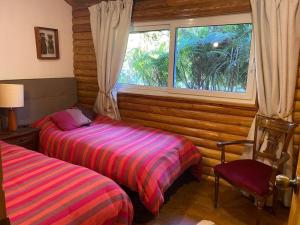 Casa de ensueño con piscina, quincho y acceso lago