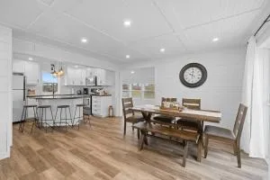 Wild Flower by the Sea - Park Corner