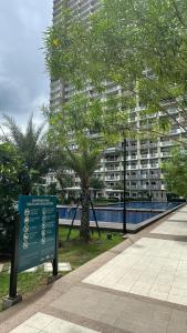ivan staycation aparthotel Infina south