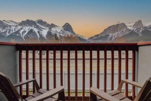 Summit Rails -3bedroom loft