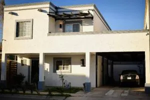 Casa de lujo a 7min de consulado - Manuel F. Martínez