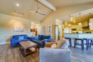 Spacious Lubbock Home with Private Pool and Yard! - 3-star hotels in Lubbock