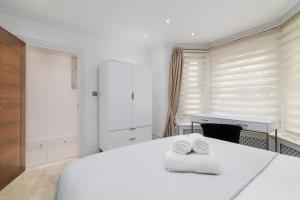Stylish Flat with a Private Garden In Paddington