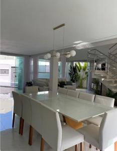 Casa completa em Natal! - Conforto e elegância para suas férias