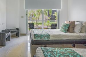 Seaside Serenity Retreat at Mareazul Norte- Studio