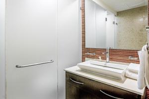 Seaside Serenity Retreat at Mareazul Norte- Studio