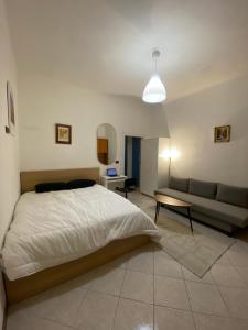 Lake Front Apartments, Lecco