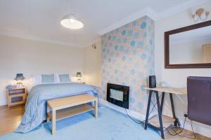 Free Parking 6 Beds Fully Equipped Home Favourite by Contractors & Groups