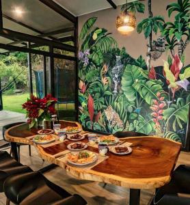 Private Costa Rica Mountain House Pool & Stunning Views