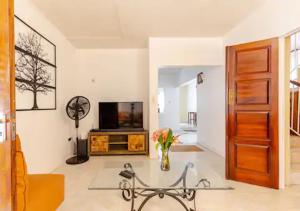 Eco Friendly Oasis Near Beaches and Waterfalls