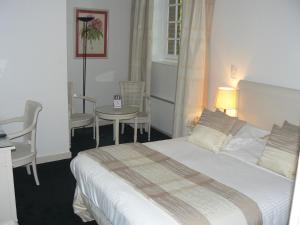 Hotels Chateau De La Motte Fenelon : Chambre Double Classique - Non remboursable