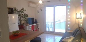 Appartement F2 proche des criques et thalasso