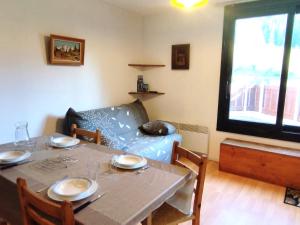 Appartement 2 Pièces aux Pieds des Pistes, Terrasse, Proche Remontées - FR-1-771-53