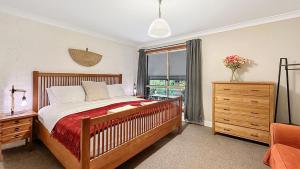 Mount Gibraltar Retreat